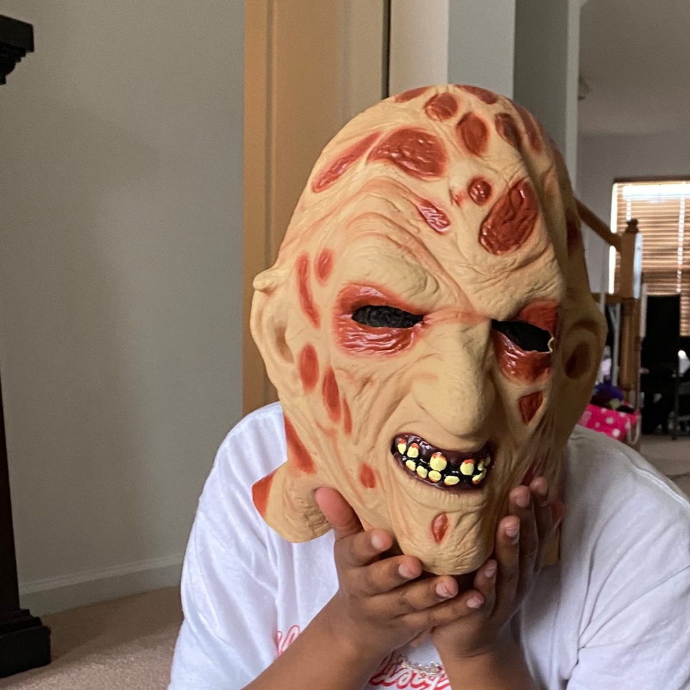 Meet your Posher, Markiea